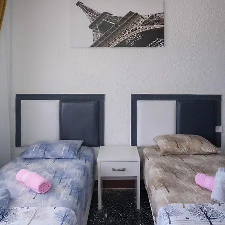 Imren's Hotel *
