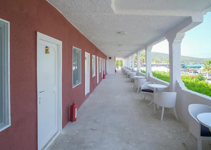 Готель Imrens Чешме