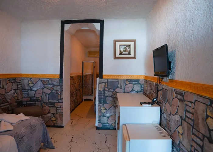 Imrens Готель Чешме